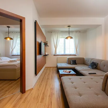 Apartmany Sileas Aparthotel 3*
