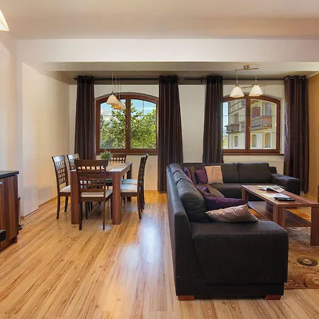 Sileas Apartmanhotel Kakaslomnic